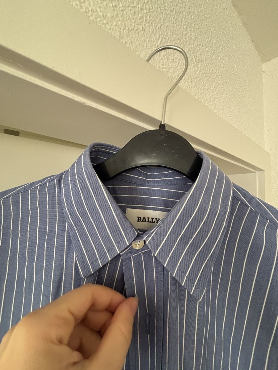Bally Hemden: Vintage Bally Hemd – Gebraucht aus Zürich von Salomej011