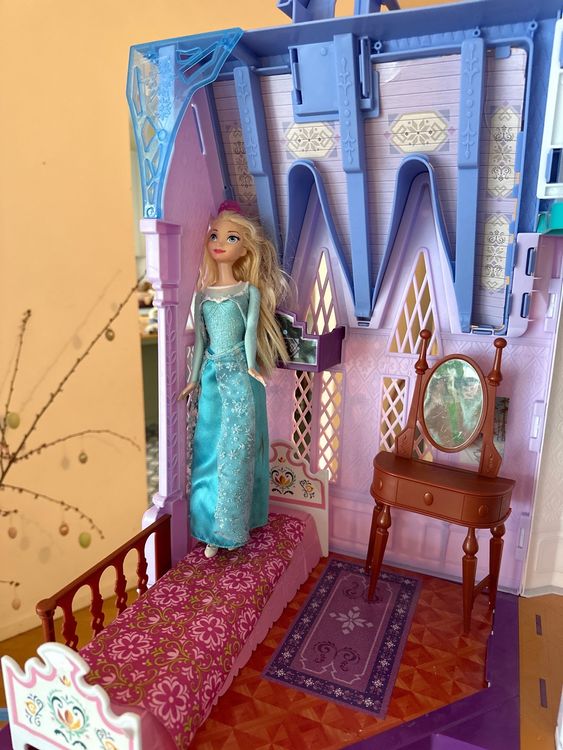 Elsa Schloss inkl Elsa & Anna Barbie und Pferd | Kaufen auf Ricardo