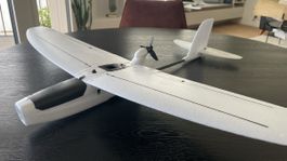 Handlicher Motorflieger ZHOD
