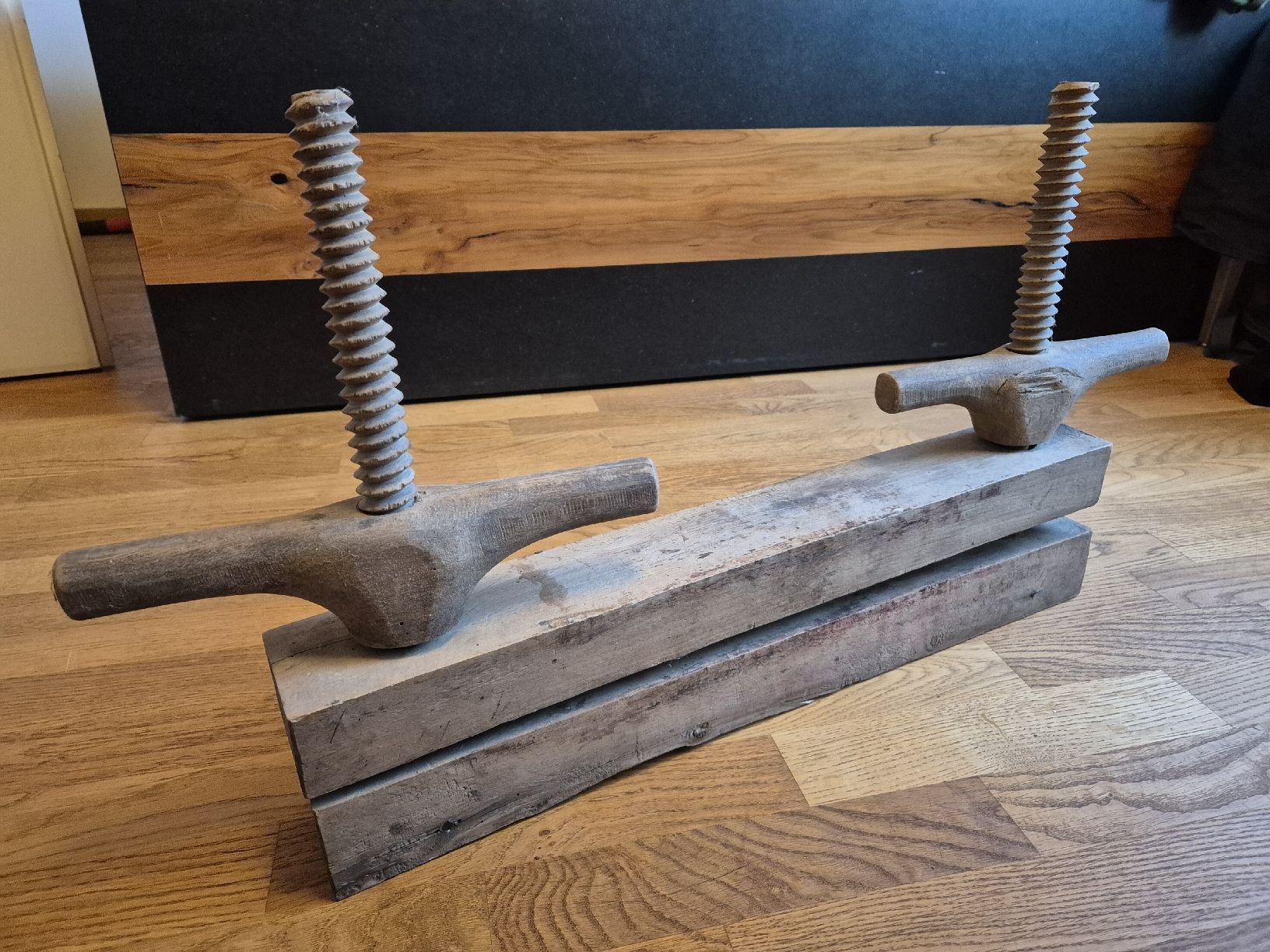 Alle Dekorationen: Schraubzwinge Antik – Gebraucht aus Biberist von fab_6fbp 1