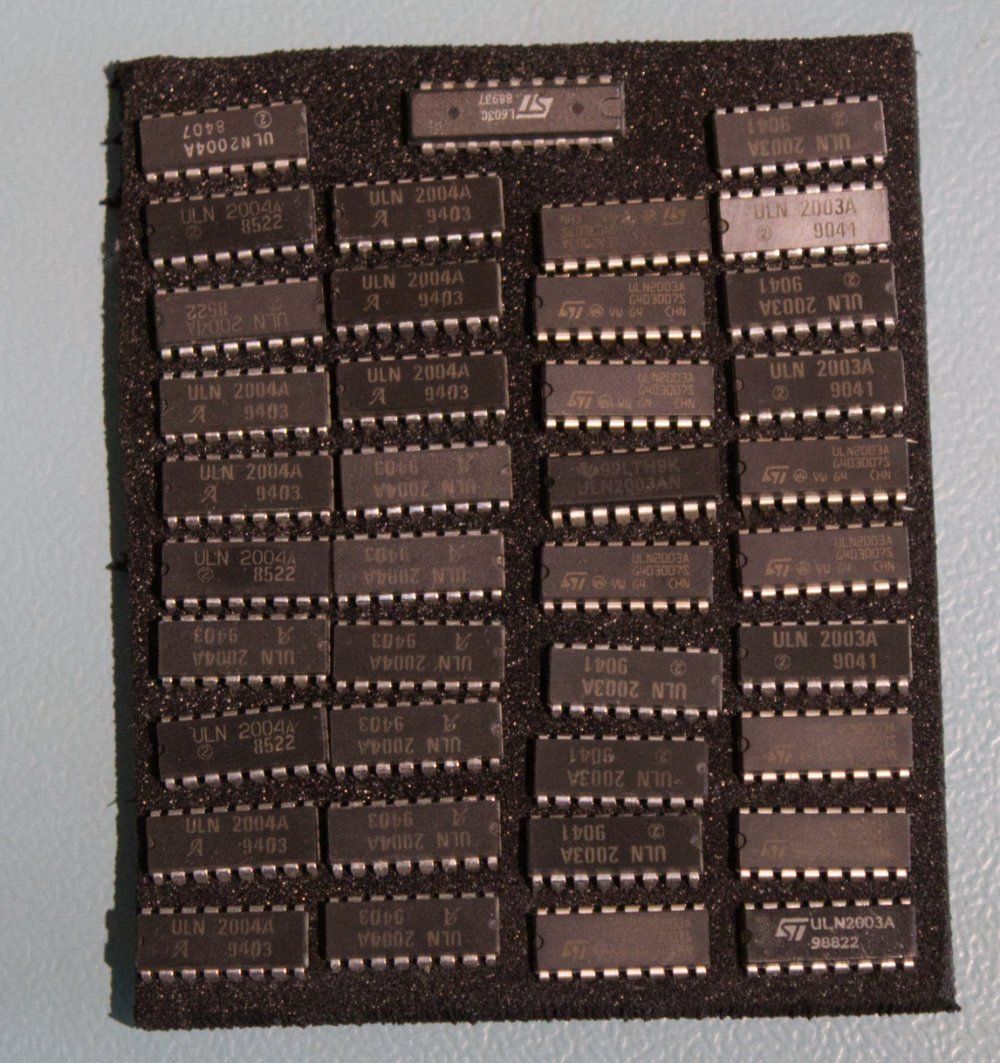 Componenti elettronici: ICs - Operationsverstärker  - Optokoppler - Darlington – Nuovo (secondo la descrizione) da Zürich venduto da mac_l2k9 1