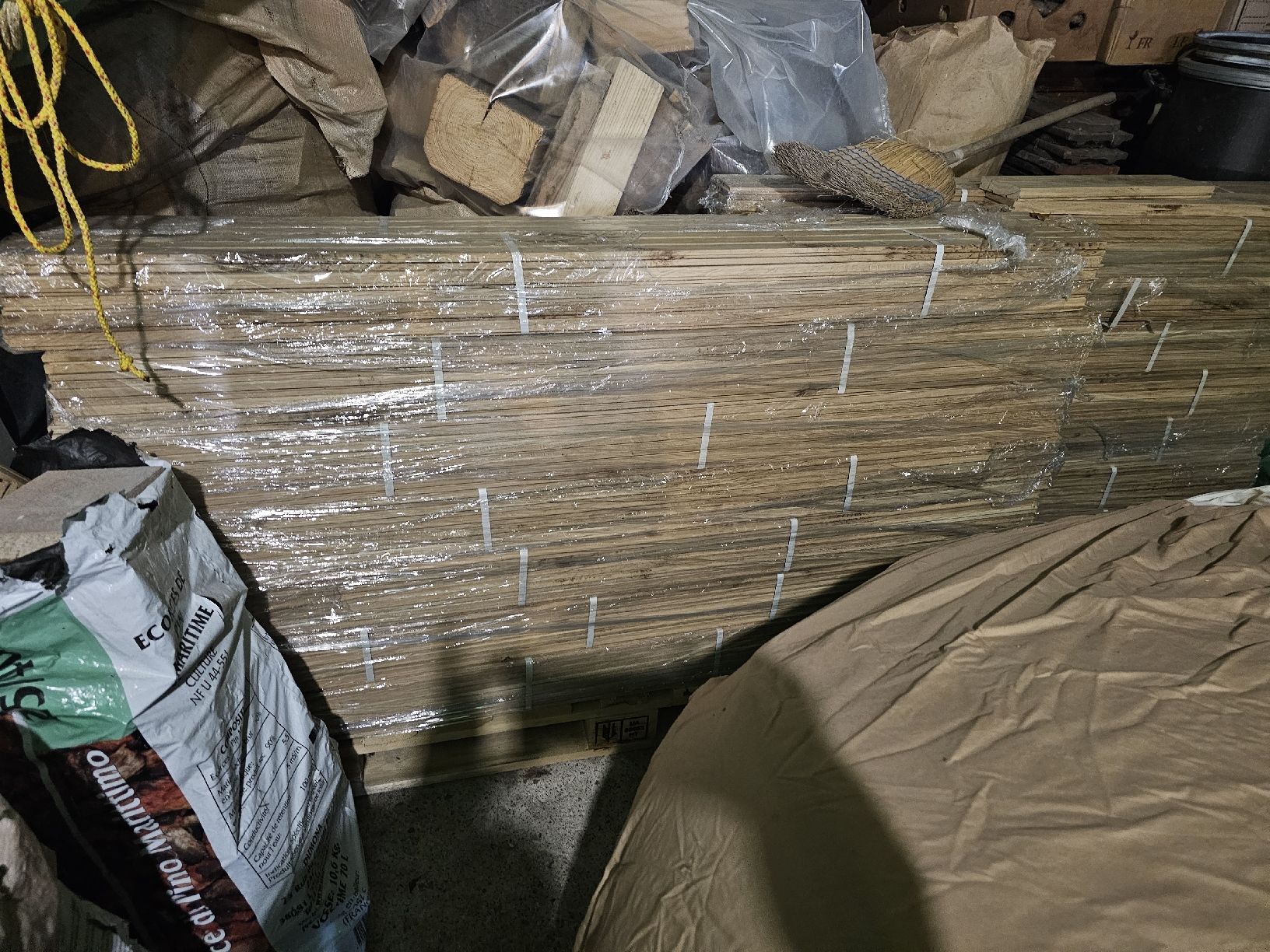 Rivestimenti per pavimenti: Parquet chêne massif – Nuovo e nell'imballaggio originale da Sion venduto da Cocolisso 4