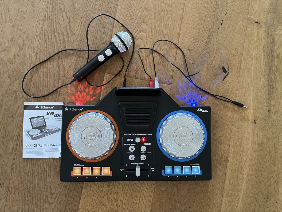 Spielzeuge: iDance XD3 Party Mixer mit Mikrofon  – Gebraucht aus Hunzenschwil von Padruz