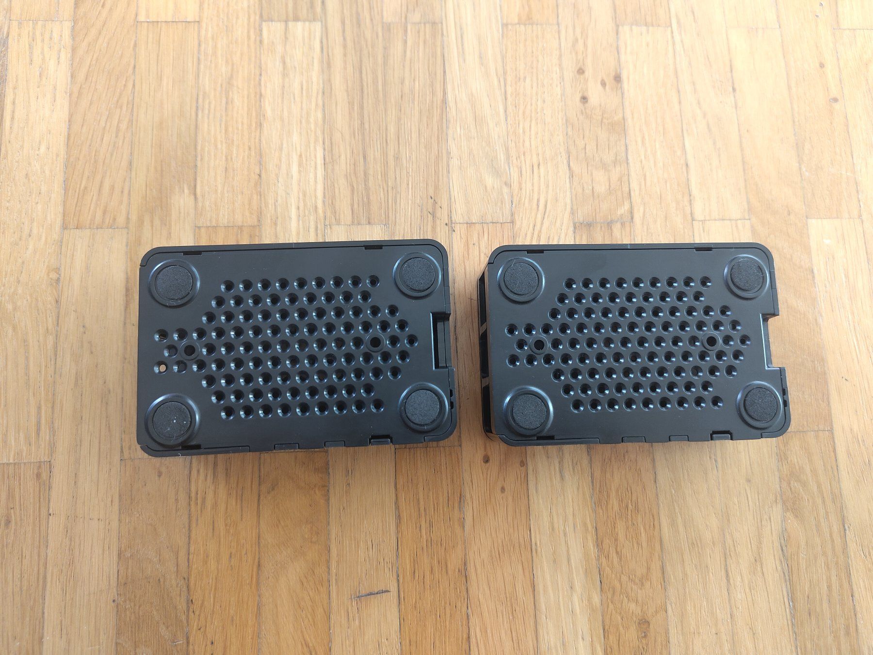 Boîtiers: 2x Raspberry Pi 4B Gehäuse schwarz – D'occasion à Wangen SZ par scherpa1 5