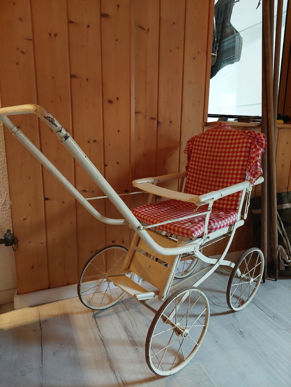 Carrozzine: Alter Kinderwagen – Usato da Trimbach venduto da dan_9chk 2