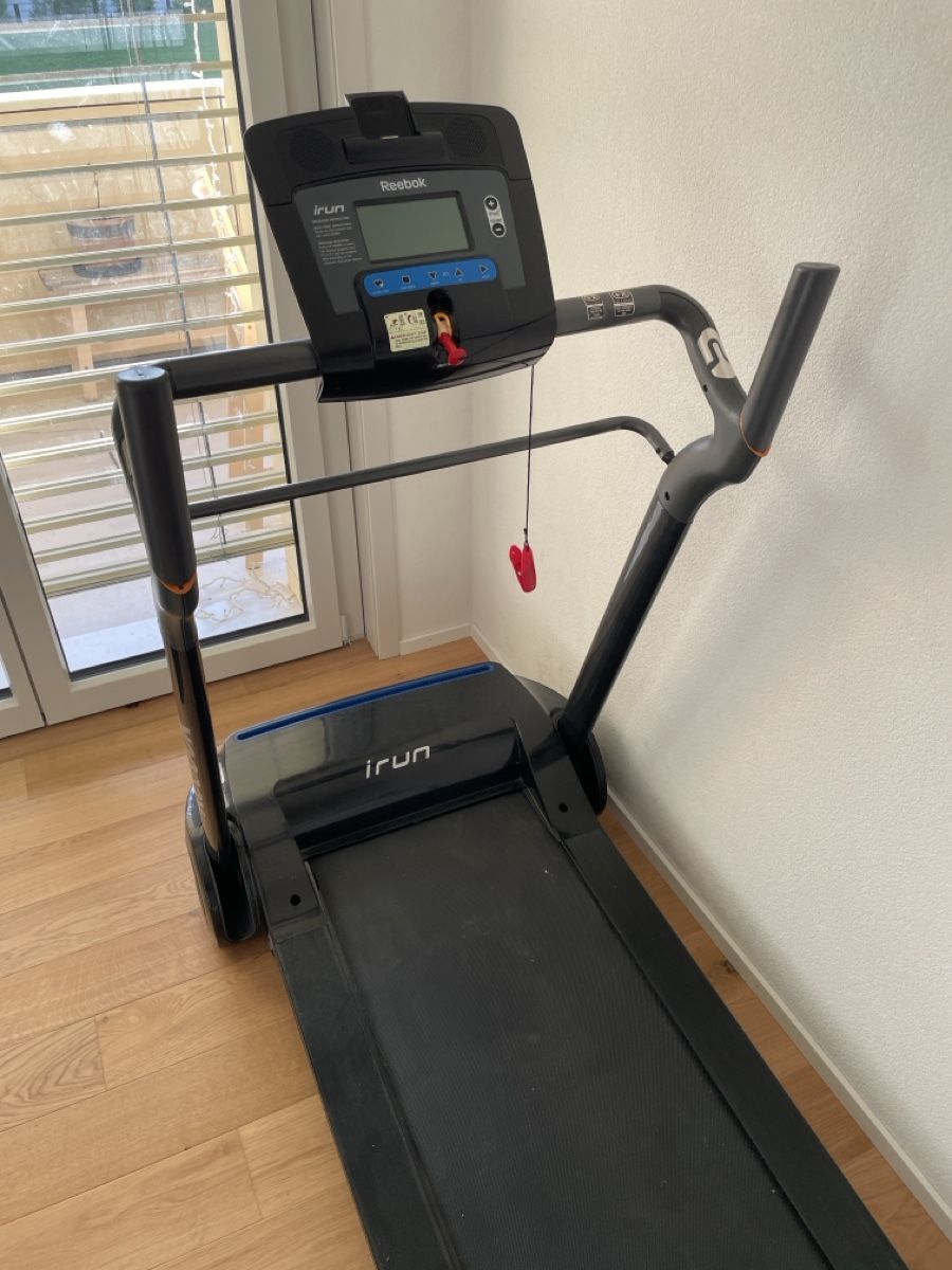 Reebok Hometrainer: Reebok iRun Tapis de course - Excellent état – Usato da Fribourg venduto da oandreyluiz