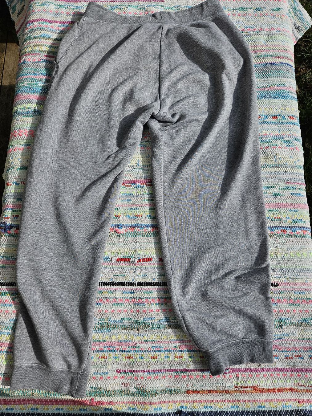 Nike Pantaloni: Graue Nike Jogginghose, Grösse M – Usato da Wettingen venduto da Sk8ertomda 5