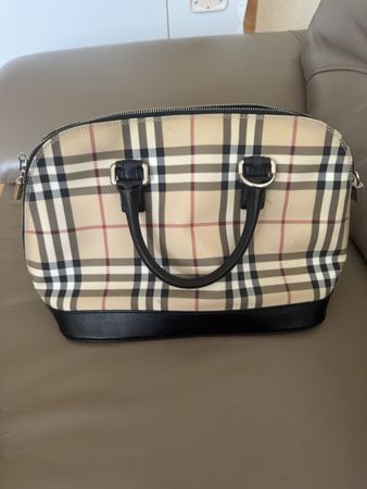 Burberry Handtasche Nova Check Leder Schwarz Beige guter Zus