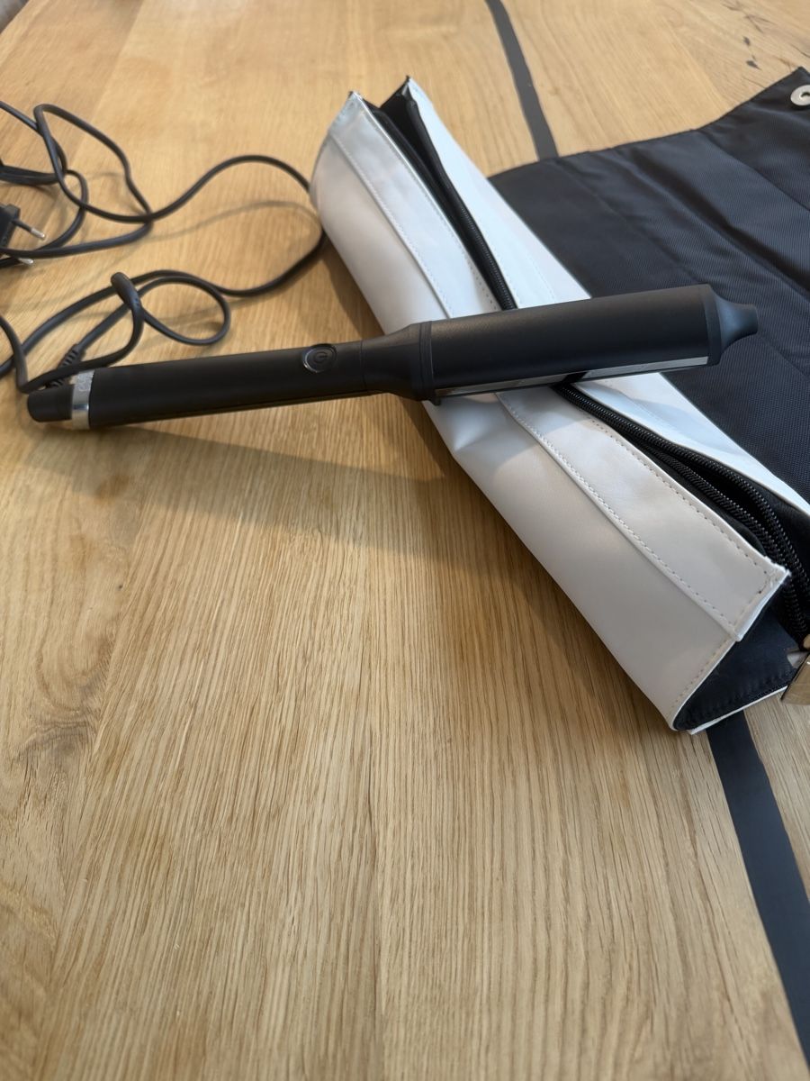 GHD Piastre & Arricciacapelli: Lockenstab ghd schwarz mit Etui – Usato da Altstätten SG venduto da kev_96cn 1