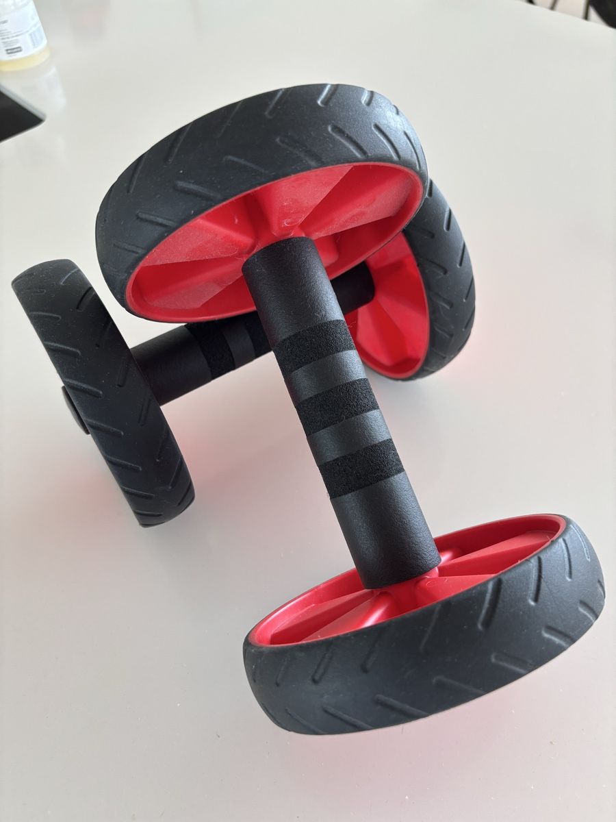 Adidas Hometrainer: Adidas Core Rollers – Usato da Wauwil venduto da Eli_48