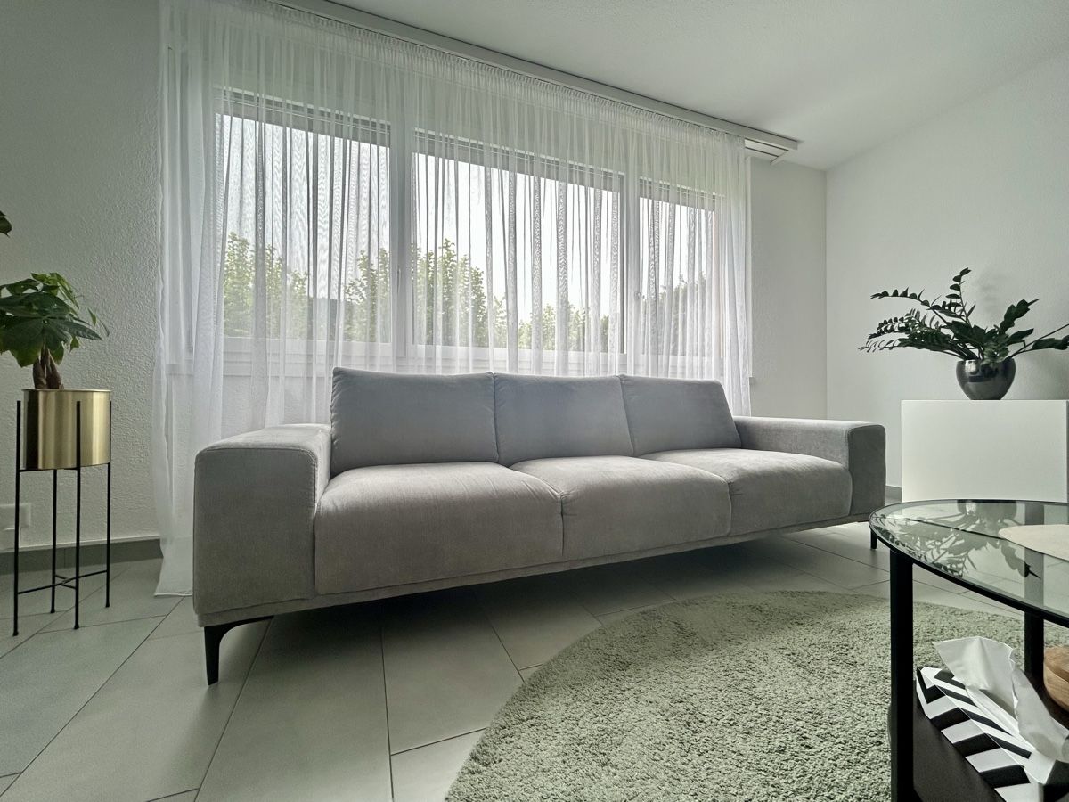 Sofas: Elegantes 3er Sofa grey – D'occasion à Obernau par tas_7w97