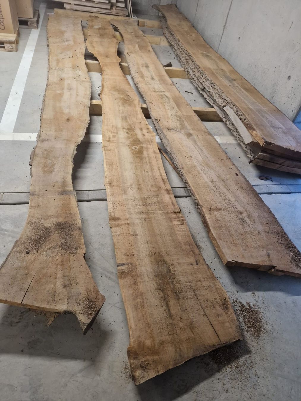 Articles en bois: Nussbaum – D'occasion à Wolhusen par rioferdi 1