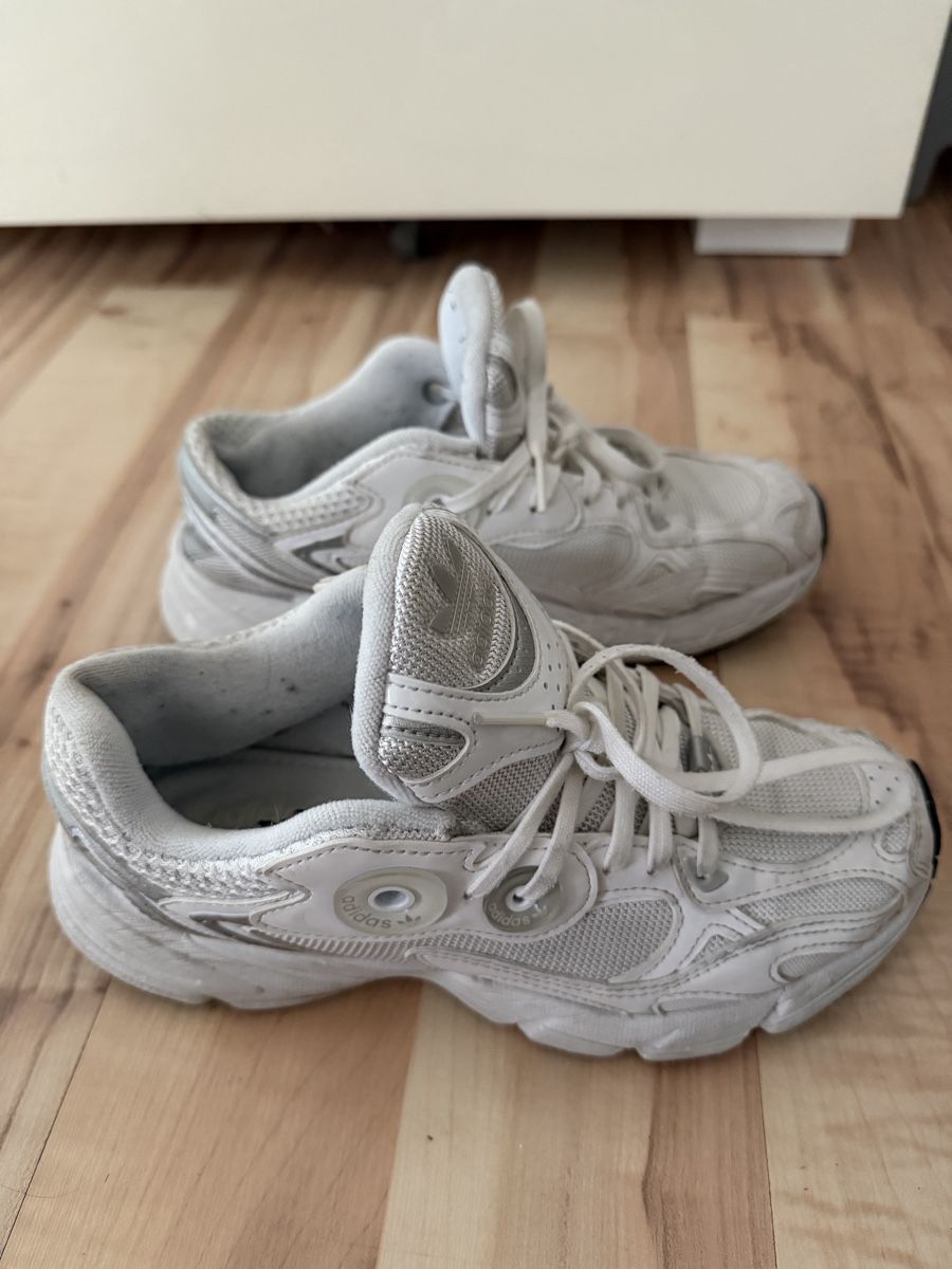 Scarpe da donna: Adidas Sneaker Grösse 38 – Usato da Rorschach venduto da Tara234 3