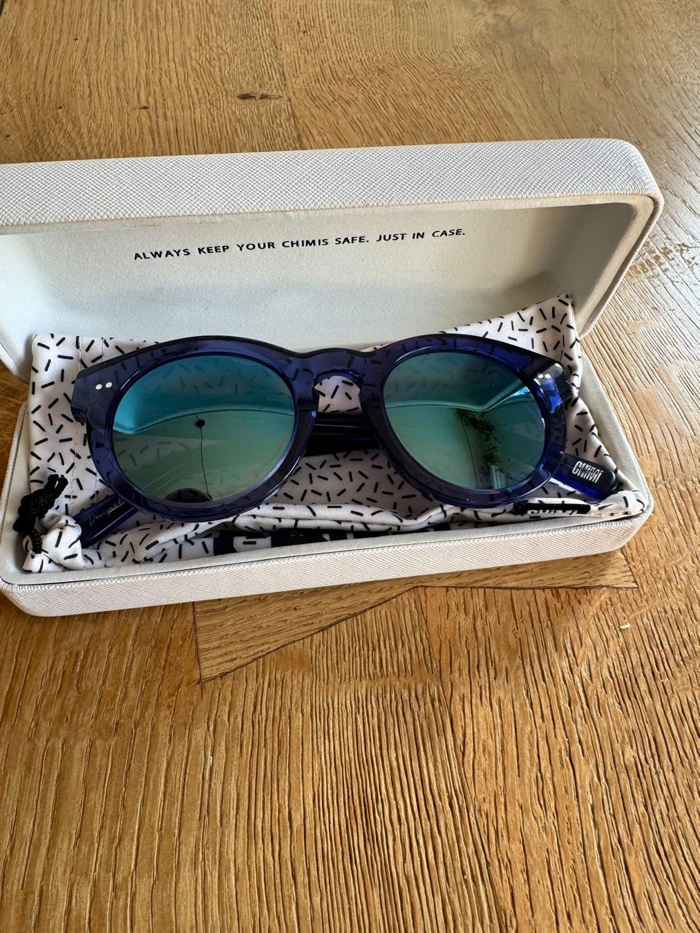 Occhiali & Lenti: CHIMI Verspiegeltes Glas Sonnenbrille – Usato da Uitikon Waldegg venduto da Zweiterunde 5