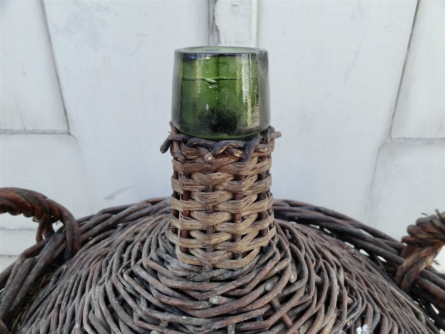 Bottiglie: alte grosse Korbflasche – Nuovo e nell'imballaggio originale da Kerzers venduto da Flaschenposten 2