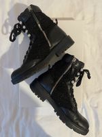 Bottines noires perlées Zara
