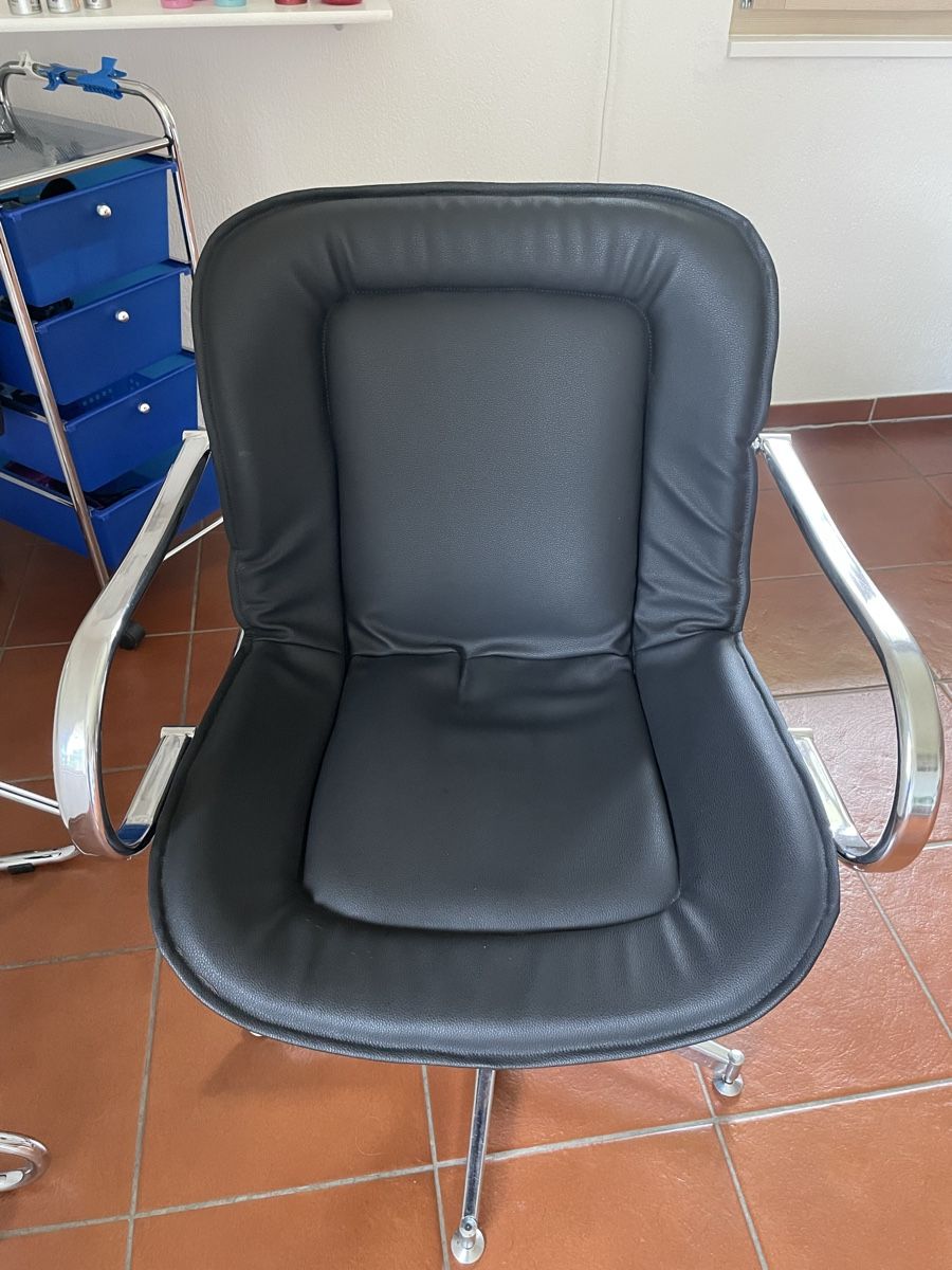 Sedie: Coiffeurstuhl – Usato da Escholzmatt venduto da BiLi55