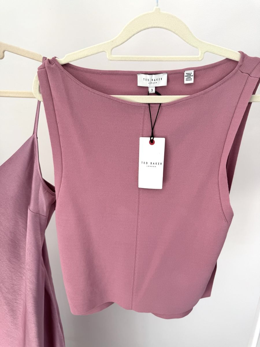Ted Baker Robes: Ted Baker MACHAR 2-in-1 Satinkleid & Stricktop Rosa  – Neuf avec emballage d'origine à Zürich par di_archive 4