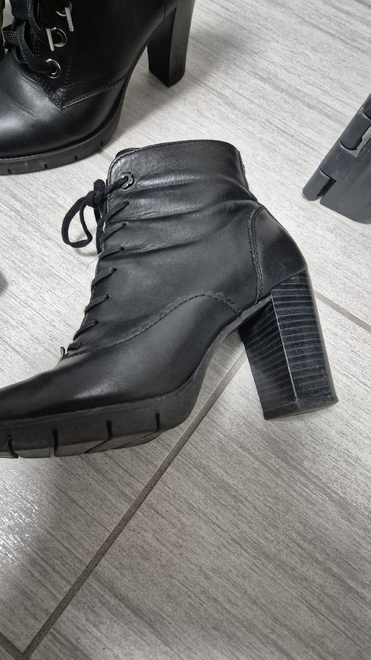 Scarpe da donna: Bata 4 paia di scarpe – Usato da Riazzino venduto da RagusaM 3