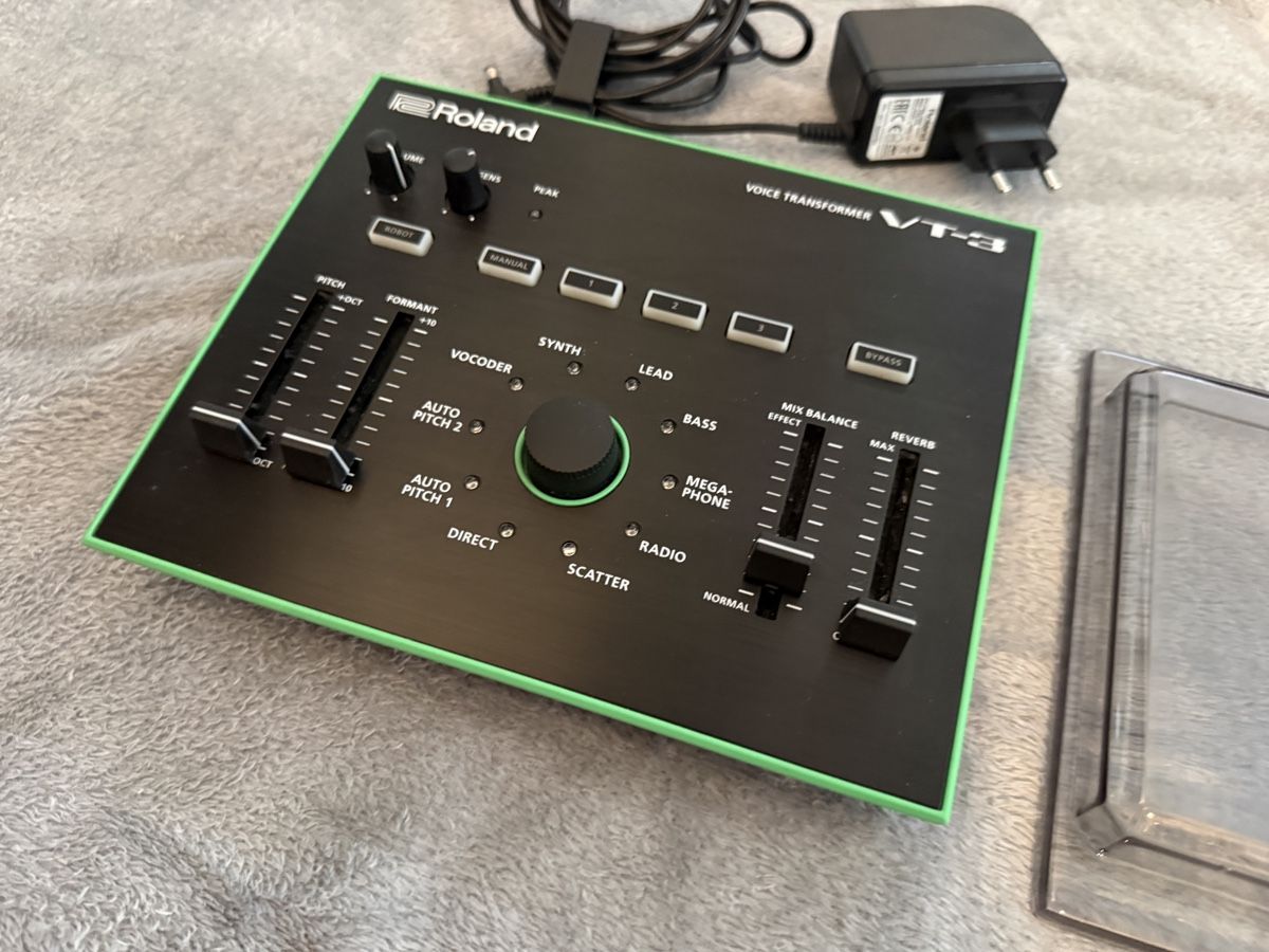 Roland Aufnahmegeräte: Roland VT-3 Voice Transformer - USB Audio Interface – Gebraucht aus Wilen b. Wollerau von TheNordic 2