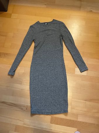 Dünnes Urban Classics Strickkleid, grau meliert, Gr. M, Top!