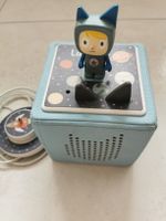 Hellblaue Toniebox mit Kreativtonie und Weltall Skin