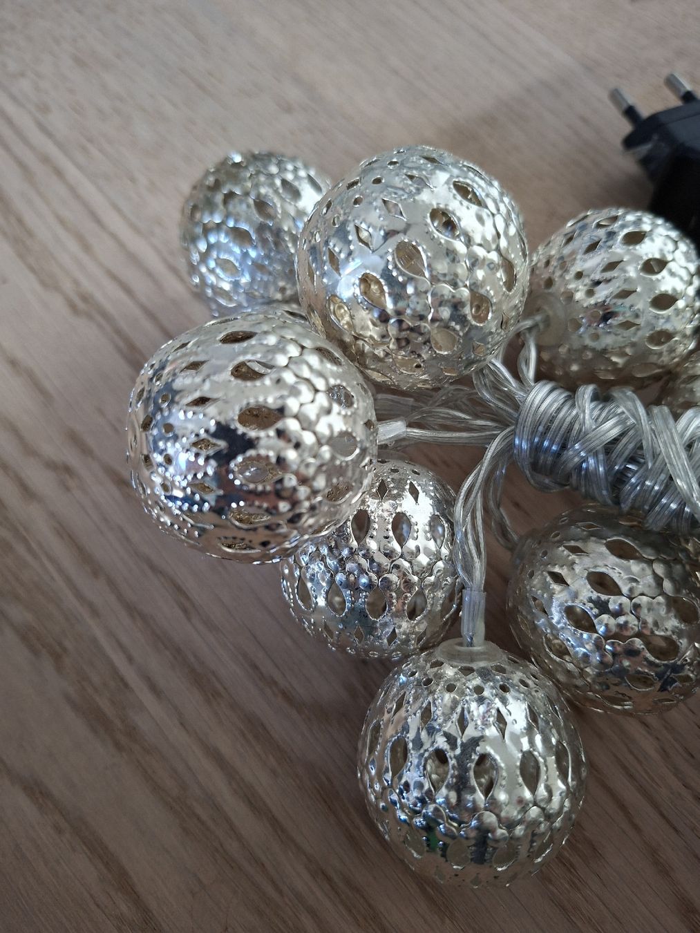 Ghirlande e barre luminose: Lichterkette Orientalisch Kugeln silber mit Netzteil – Nuovo (secondo la descrizione) da Winterthur venduto da CBerger01 2