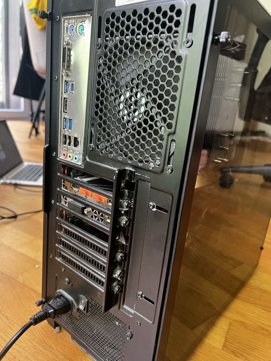 Intel PCs: Ordinateur gaming top performance i7 1080 ti – Gebraucht aus Lausanne von lou_272f 7