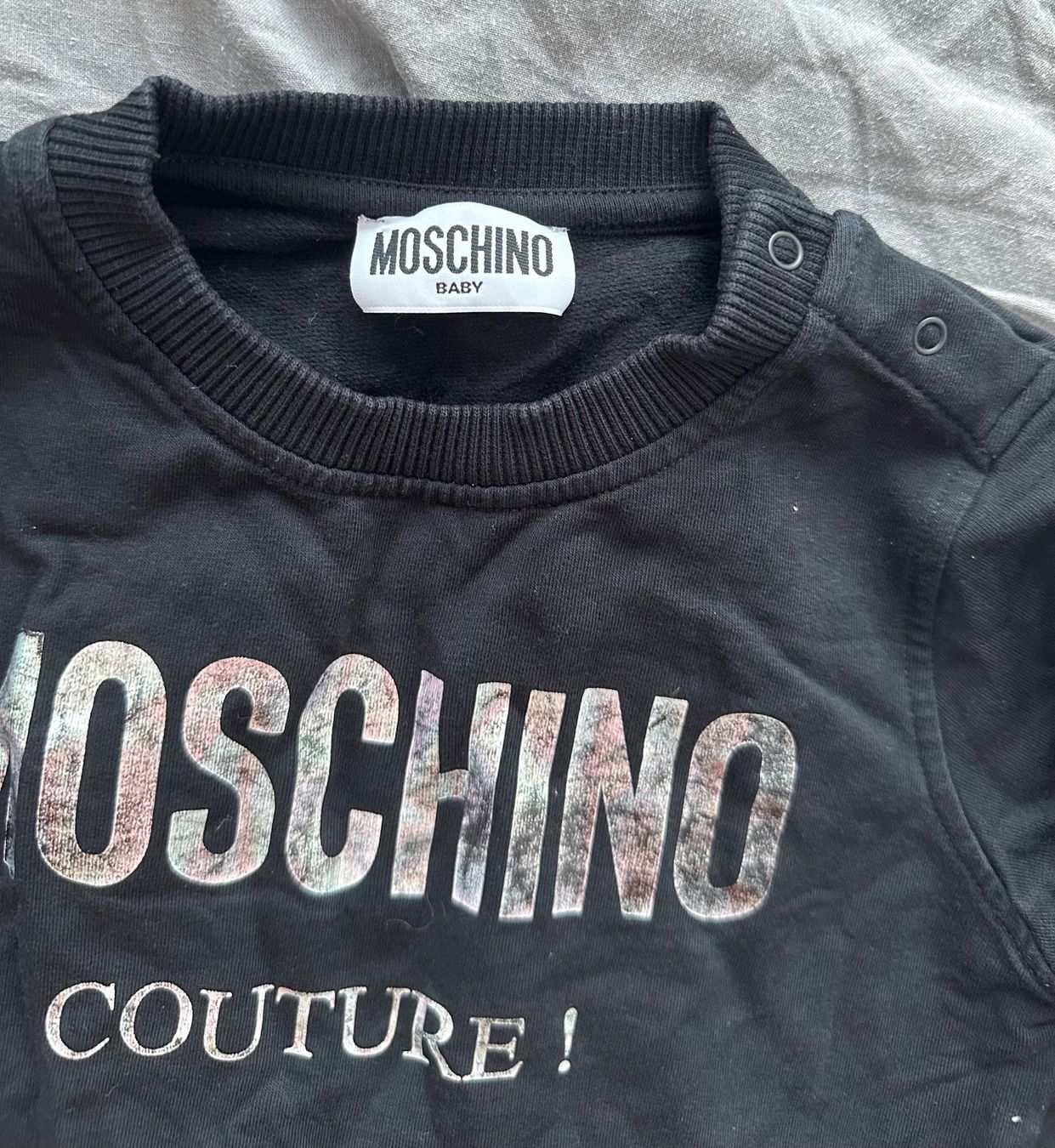 Moschino Maglioni & Felpe: Moschino Sweatshirt – Usato da Dürrenroth venduto da tvy_bh56 1