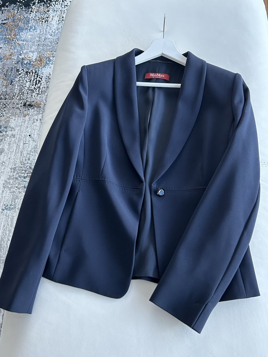 Max Mara Giacche: Max Mara Studio Blazer, IT 40 - Great Style! – Nuovo (secondo la descrizione) da Schindellegi venduto da nan_727n 1