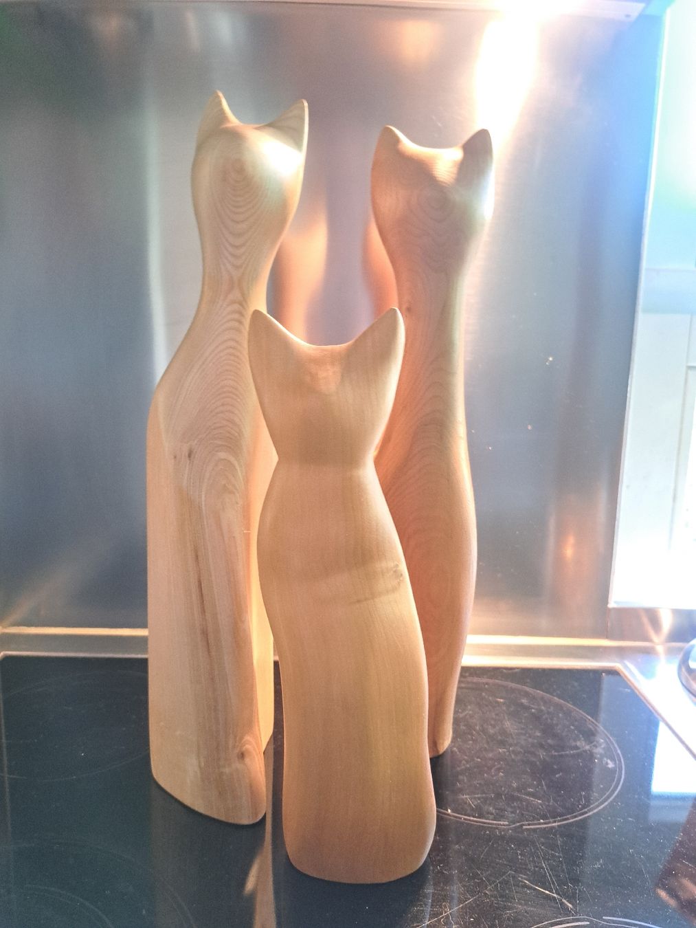 Statuette: Katzen aus Vollholz – Usato da bad zurzach venduto da jue_5xhl