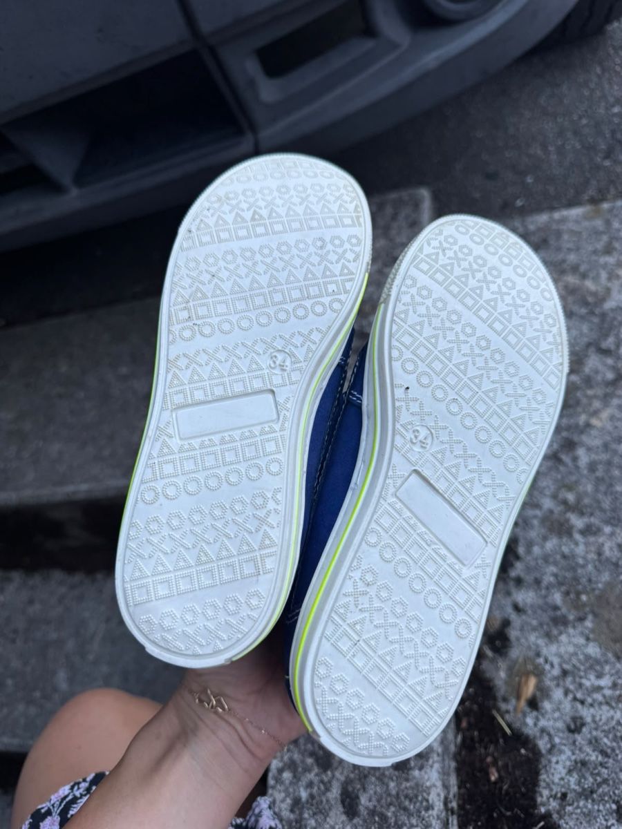 Adidas Herrenschuhe: Adidas – Gebraucht aus Stäfa von rah_96vj 2