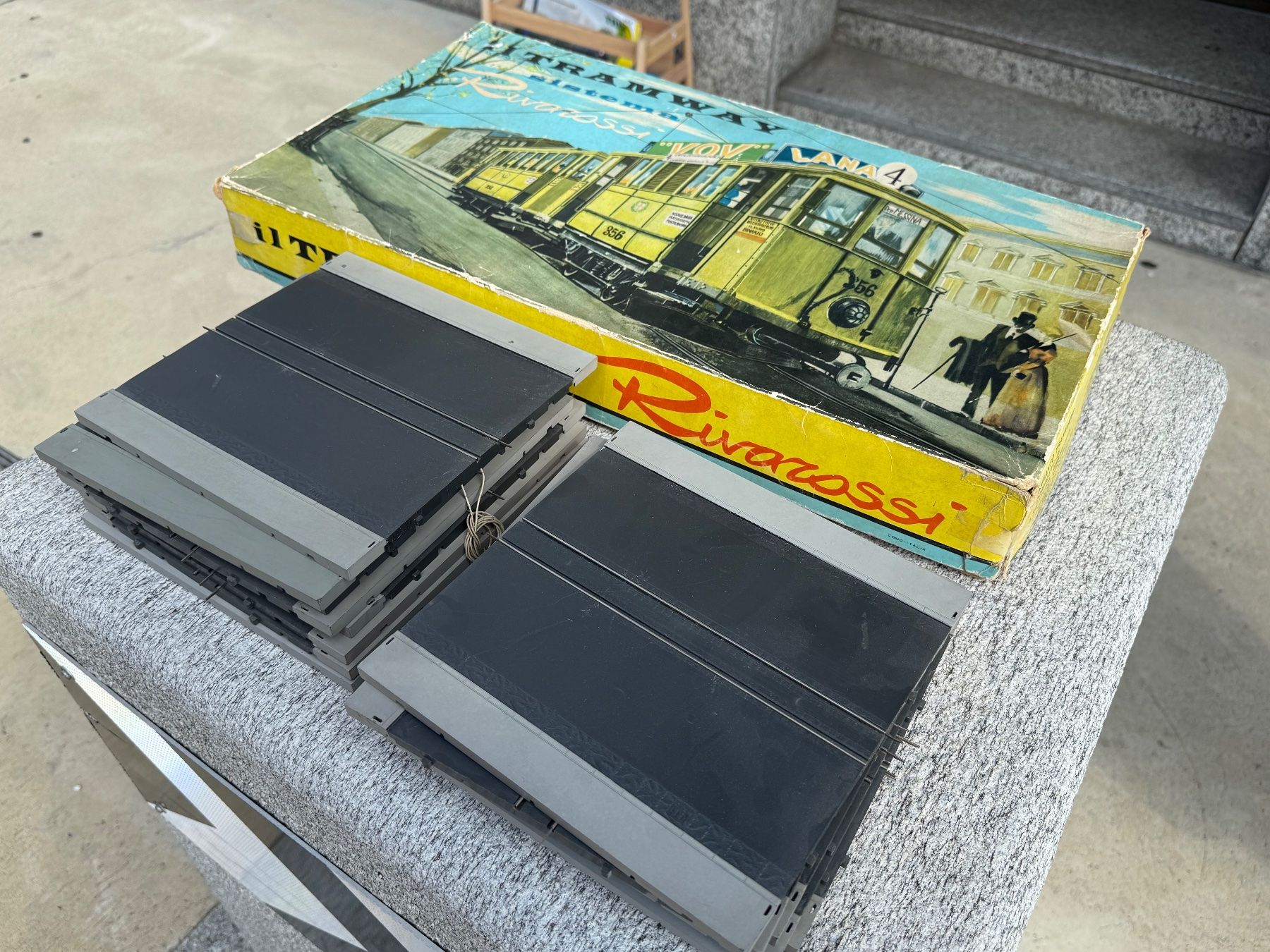 Rivarossi Modelleisenbahnen: Rarissimo Rivarossi Tram Milano tramway Super set – Gebraucht aus Chiasso von Carrara-Modellismo 2