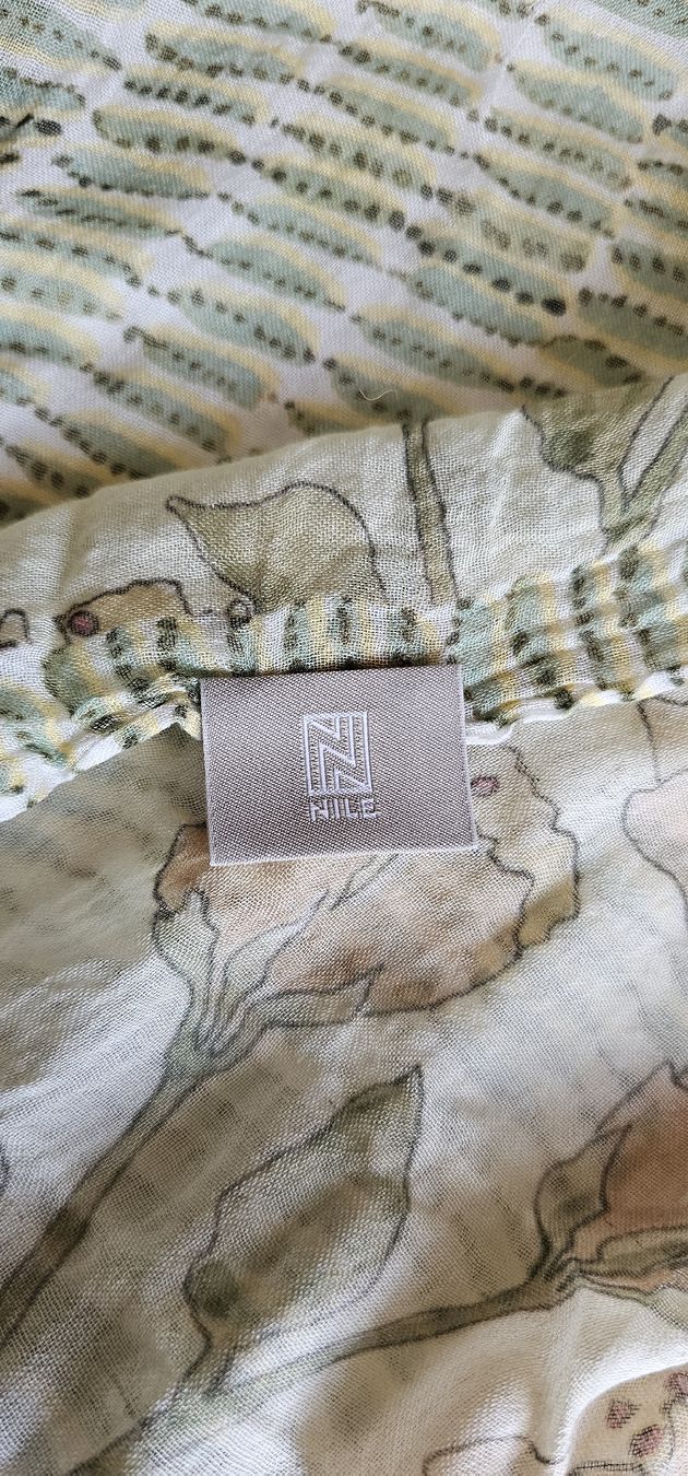 Nile Foulards & écharpes: Nile Schal - 100% Modal - Blumenmuster – D'occasion à Kollbrunn par Antikmann 3