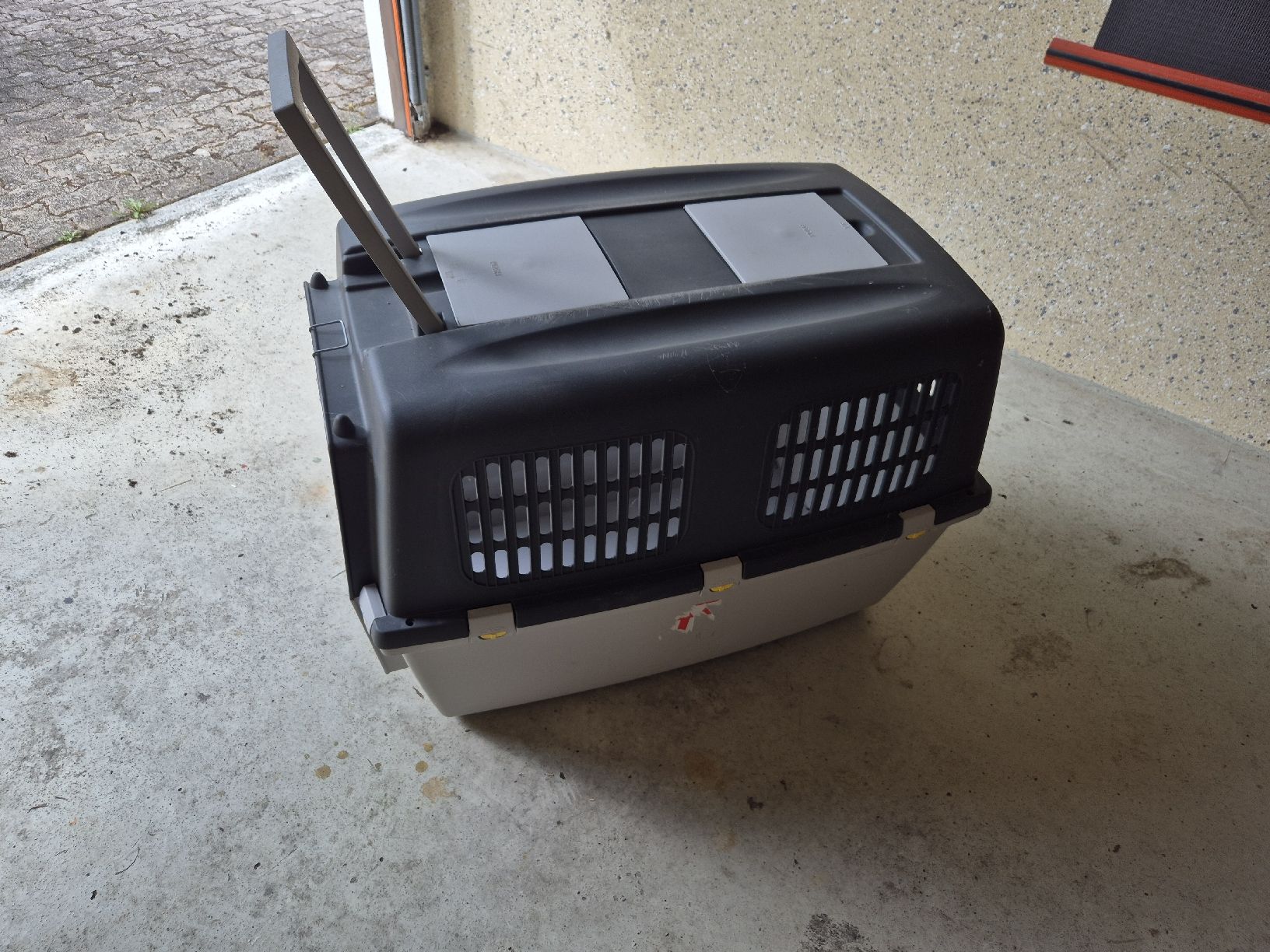 Gabbie, trasporto & Sicurezza: Hundebox – Usato da Meisterschwanden venduto da Bela2