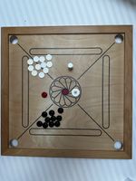 Carrom Brettspiel Holz inkl. Spielsteine neuwertig