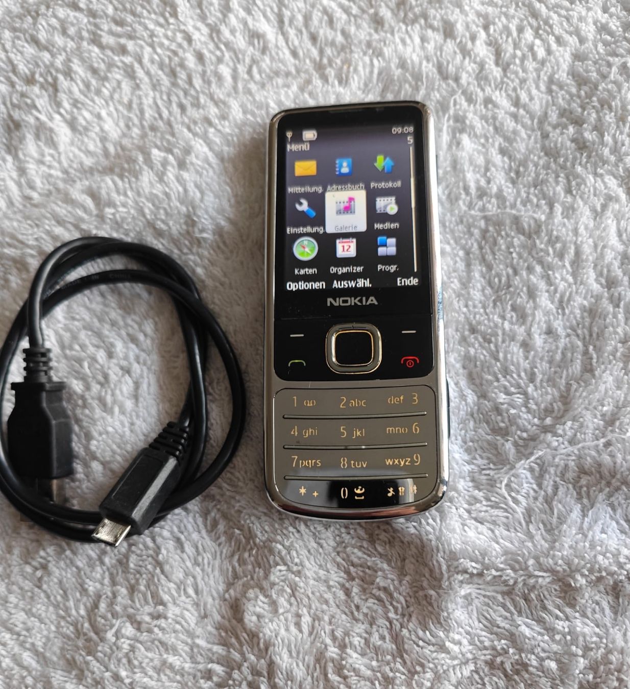 Nokia Telefoni cellulari / Smartphones: Nokia Classic 6700 – Usato da Zollikofen venduto da zar_j67f 6