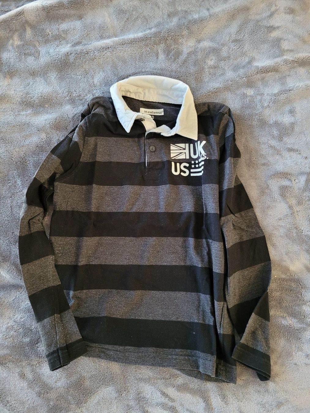 Chemises, T-shirts & Polos: Polo - 140 /10y – D'occasion à Zürich par heldc