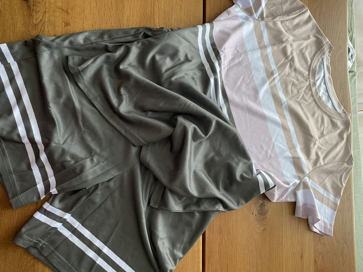 T-shirts: Herren Set 2 teile Gr. L NEU – Neuf (Voir description) à Selzach par 02nunafizz 1
