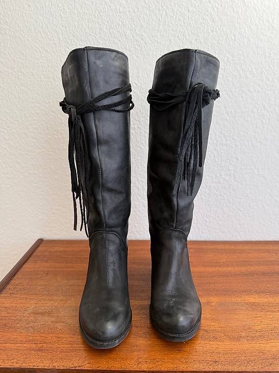 Scarpe da donna: Bottes en cuir Made in Italie – Usato da Lausanne venduto da madonna09