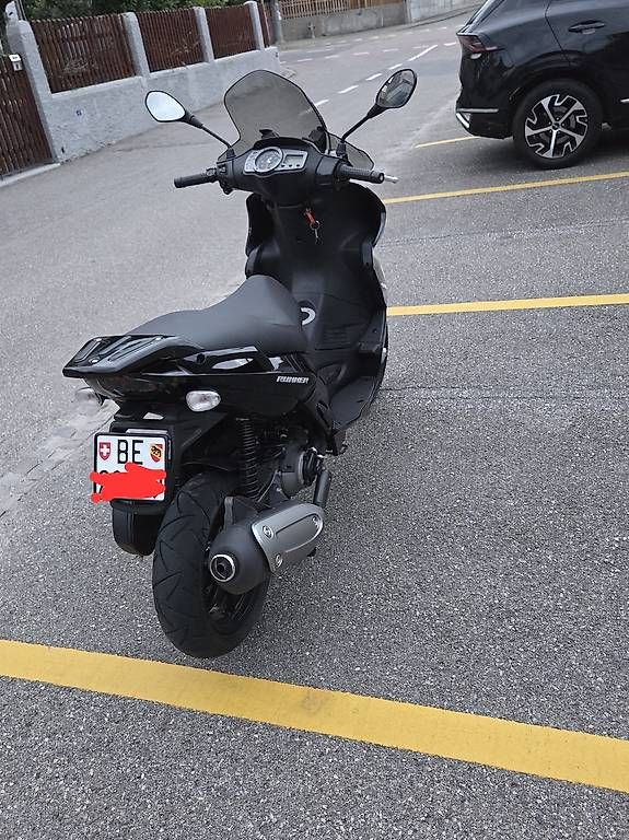 Gilera Scooter: Gilera Runner 125 ST – Usato da Biel/Bienne venduto da Sev99 3