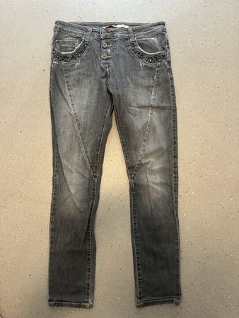 Please Jeans
