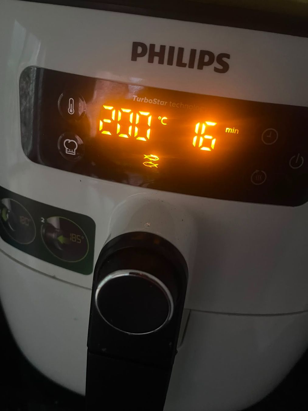 Appareils de cuisine: Philips Airfryer HD9640/01 – D'occasion à Mollis par Frauenfeld1 5