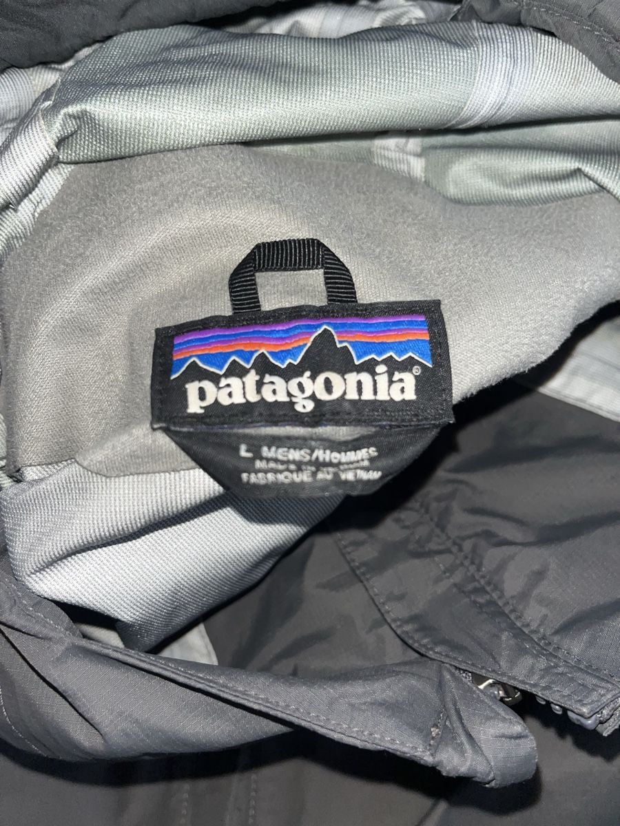 Patagonia Jacken: Patagonia Rain Jacket H2NO – Gebraucht aus Lausanne von jon_p7pv 2