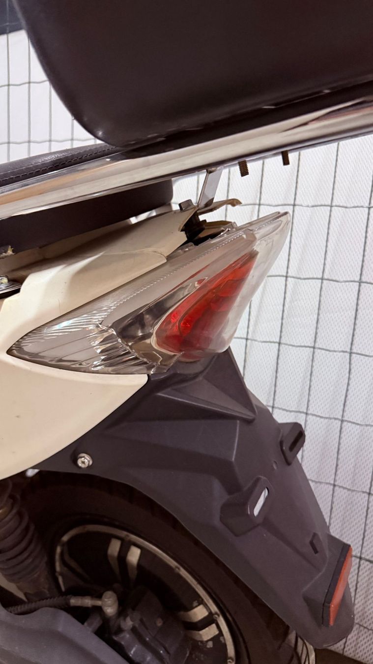 Elektromobile: SKY 2 E-Roller zu verkaufen – Occasion – Gebraucht aus Muttenz von GenesitGMBH 8