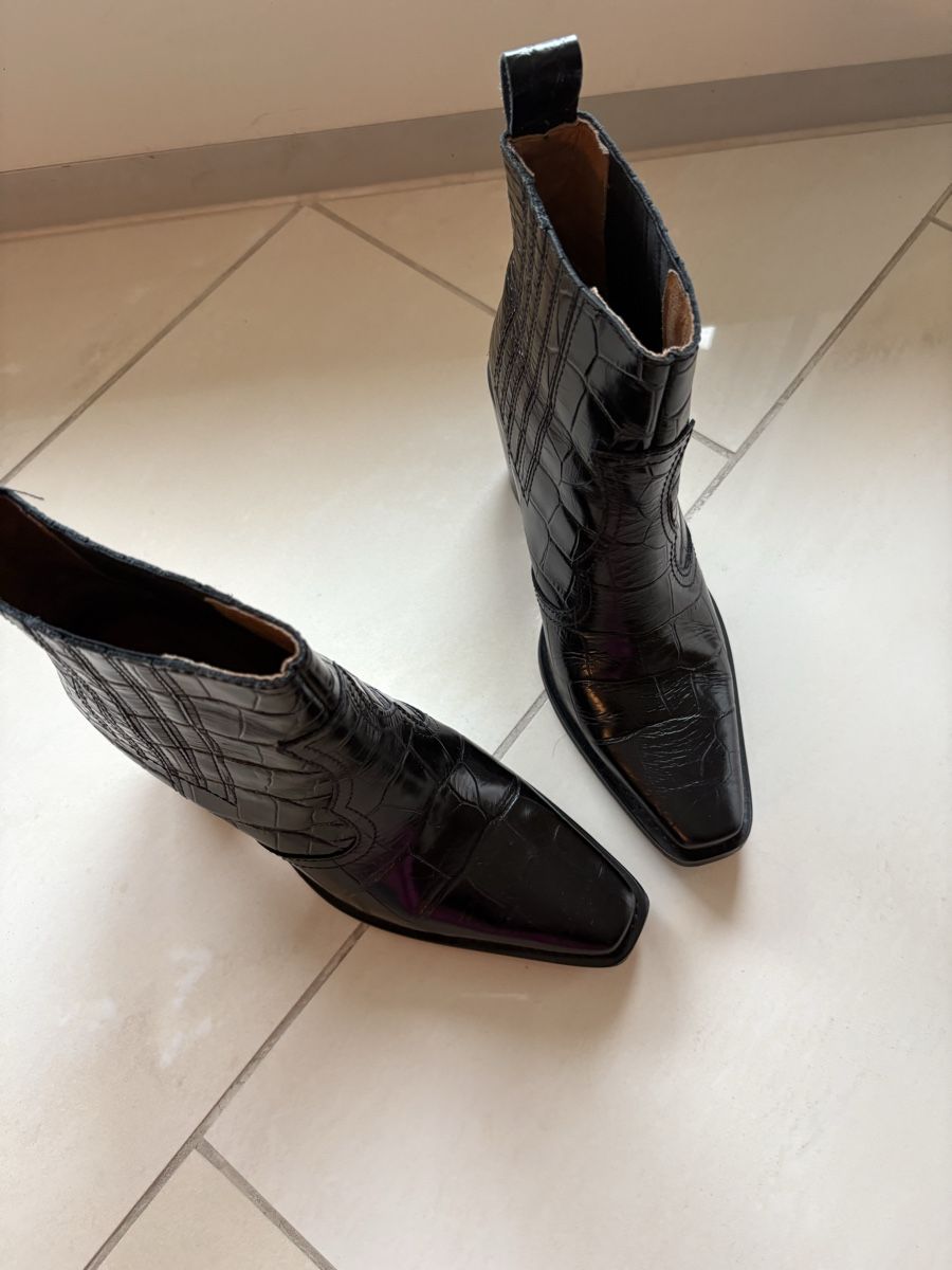 Damenschuhe: GANNI Boots – Gebraucht aus Russikon von Kasabian7
