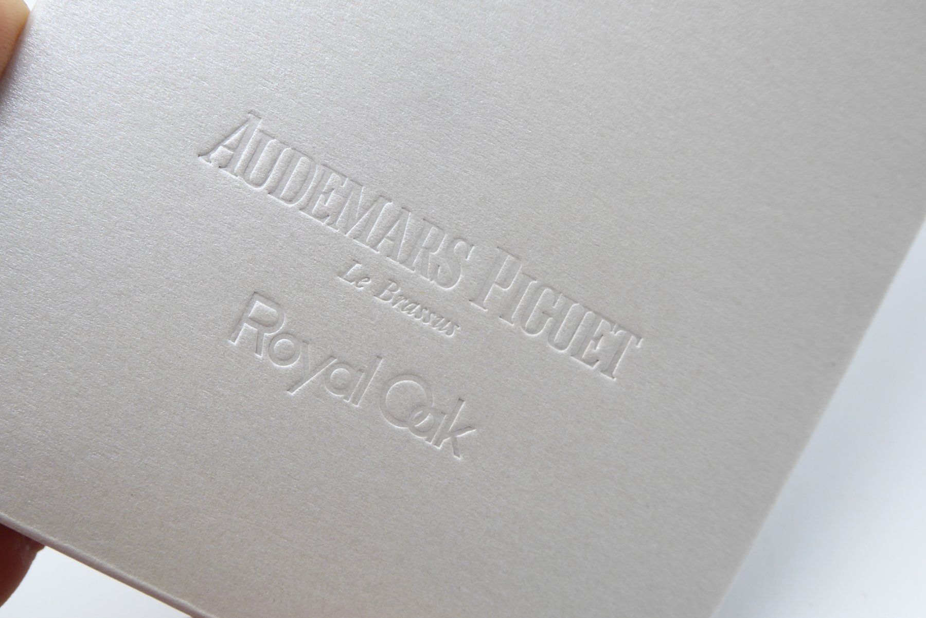 Audemars Piguet Orologi: Audemars Piguet Royal Oak 40 years, gloves – Nuovo (secondo la descrizione) da Geneve venduto da adr_xk6n 1