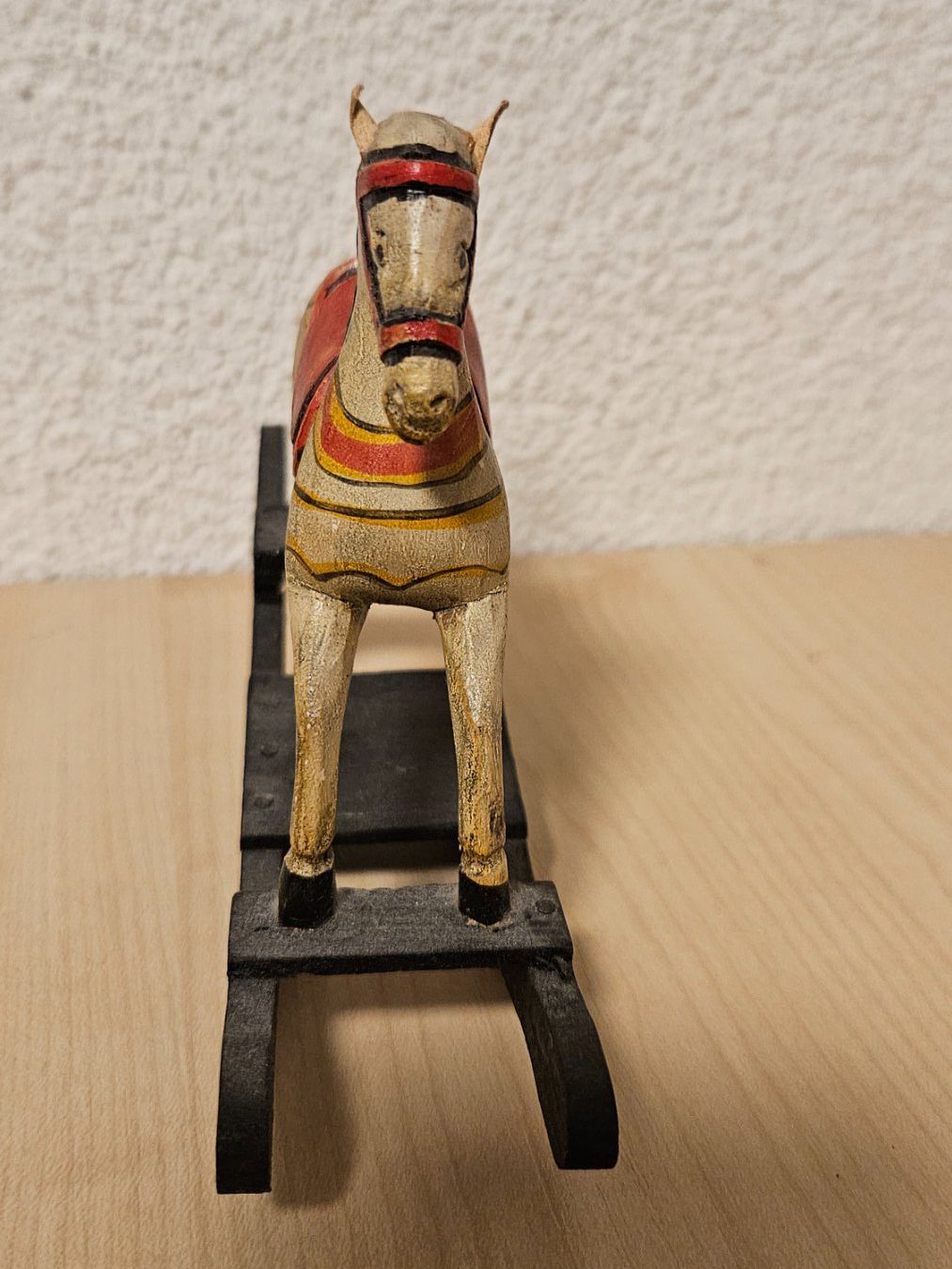 Tutte le decorazioni: Miniatur Schaukelpferd Dekoration – Usato da Jona venduto da ASMARADO 2