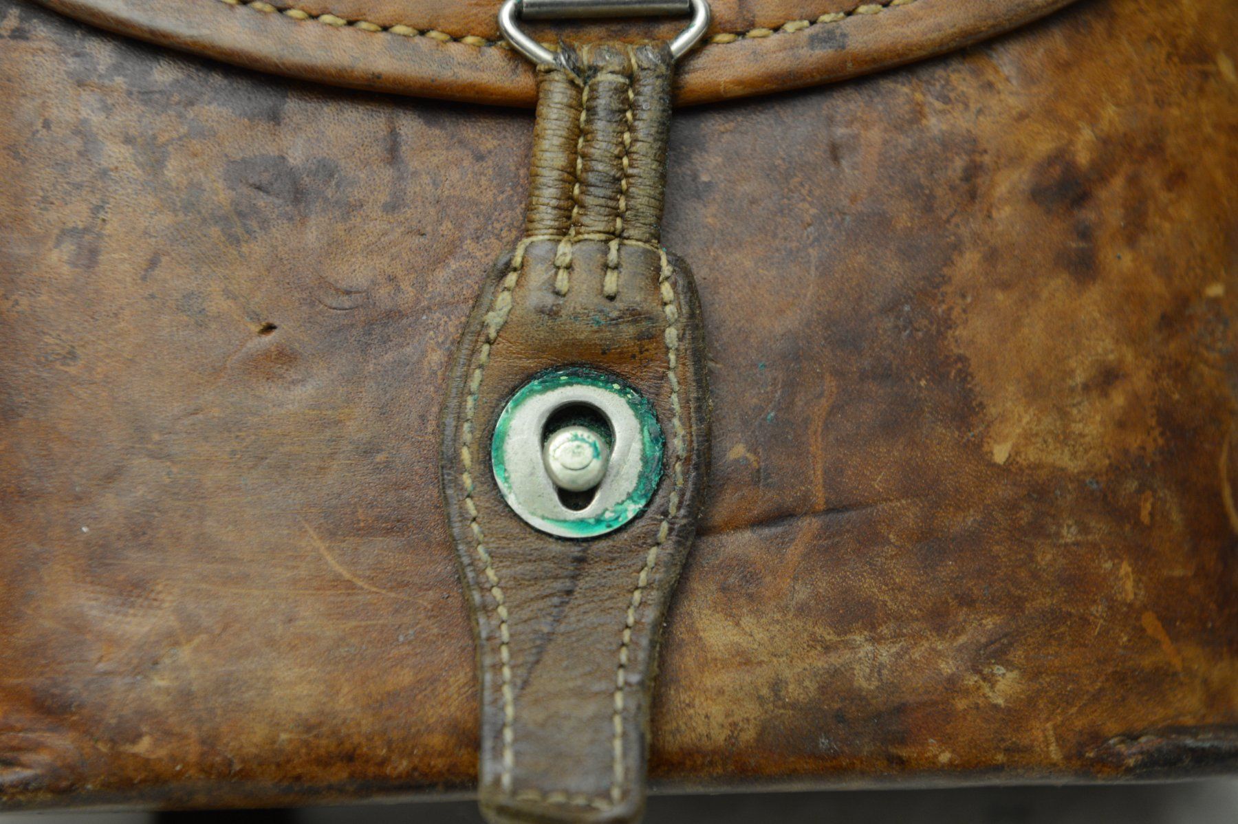 Borse: Schweizer Armee Leder Feldstecher Etui – Usato da Sachseln venduto da Smatsch54 4