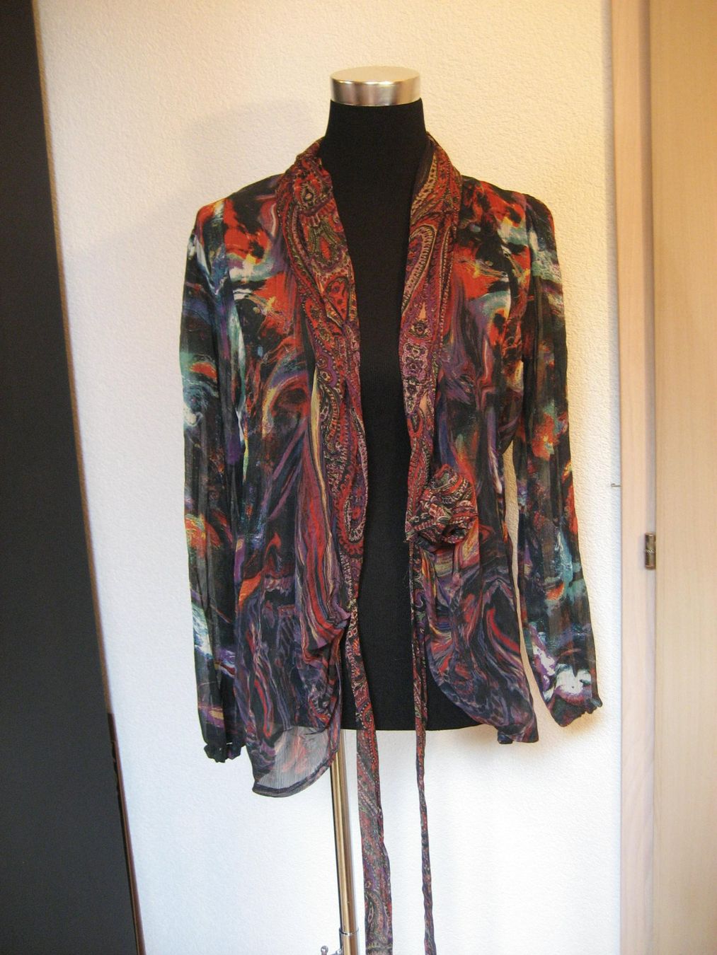 Camicette: Blouse Rinascimento taille L – Nuovo (secondo la descrizione) da Delémont venduto da marryb 5
